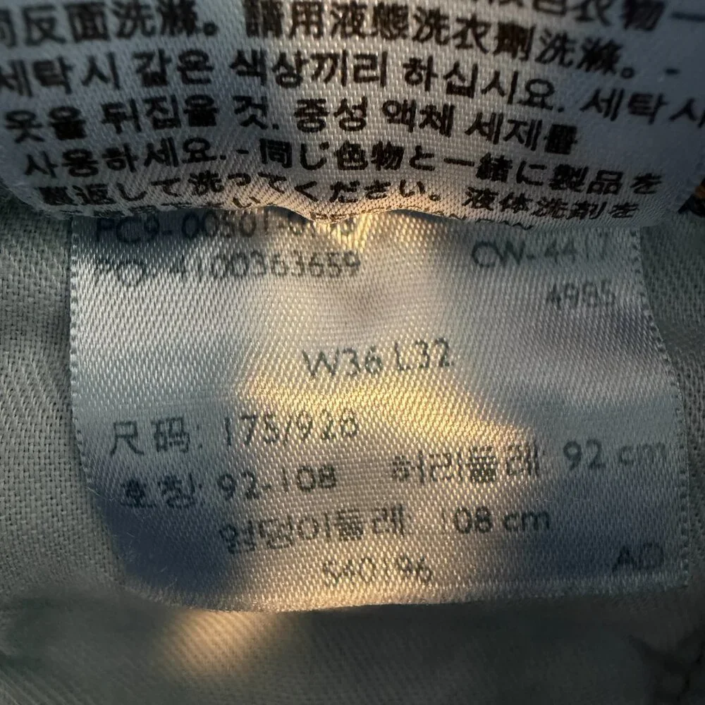 Vintage 90s LEVIS 501 Straight Leg Button Fly Denim Blue Jeans 36 x 32 - Picture 13 of 15